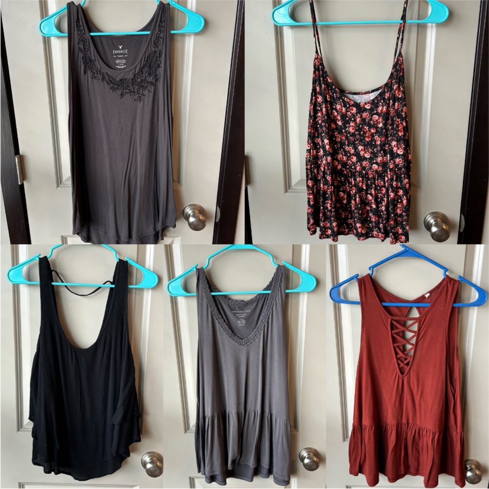 Lot of 5 Women’s Sz Large Tank Tops